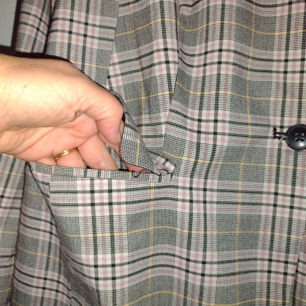 Lane Bryant Women's Classic Plaid Blazer - Picture 9 of 16